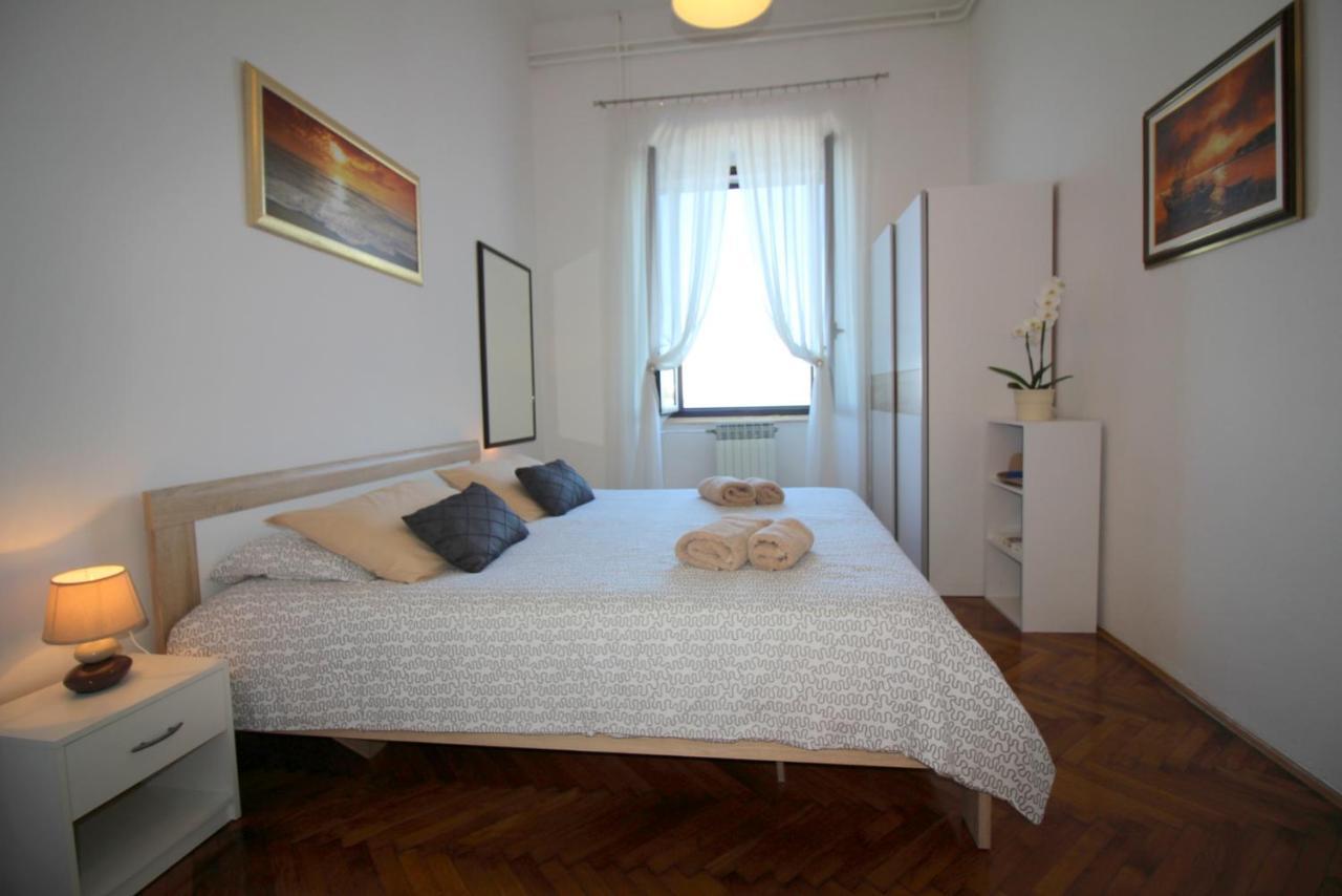 Apartment Old City Poreč Extérieur photo