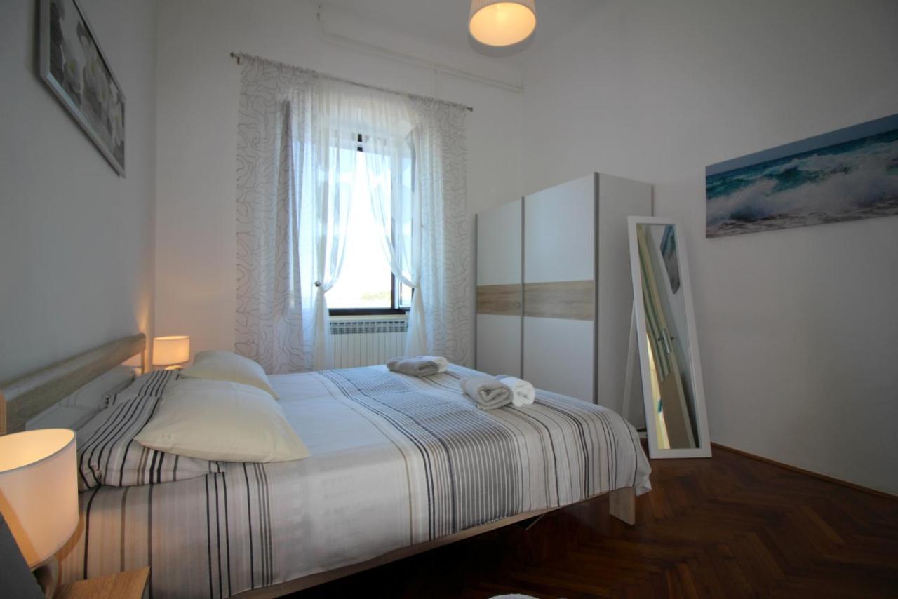 Apartment Old City Poreč Extérieur photo